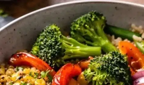 Easy Smoky Steak Bowl with Veggies and Rice