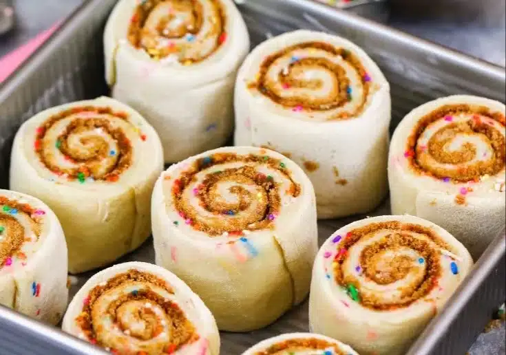 Funfetti Cinnamon Rolls
