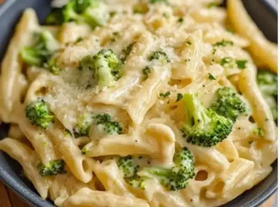 Broccoli Cheese Pasta