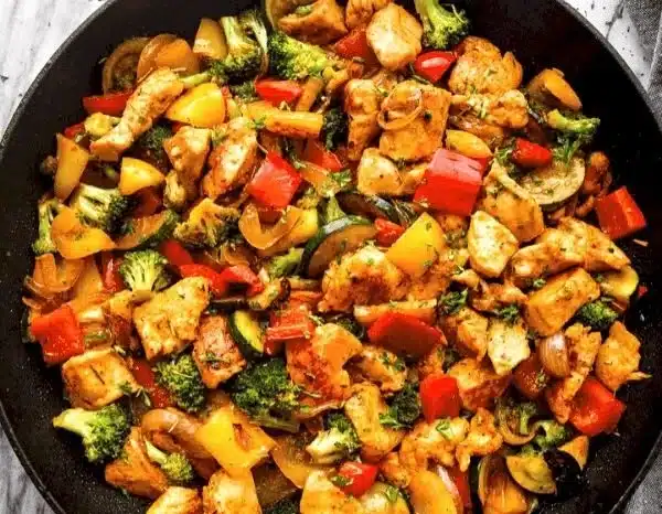 Easy Chicken and Vegetables Skillet