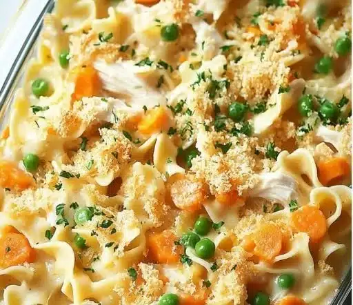 Irresistible Classic Chicken Noodle Casserole Your Family Will Love